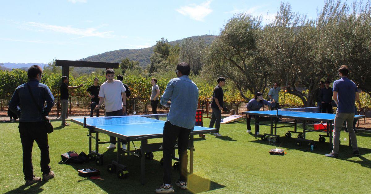 8 Tips for Planning Your Next Corporate Team Bonding Event